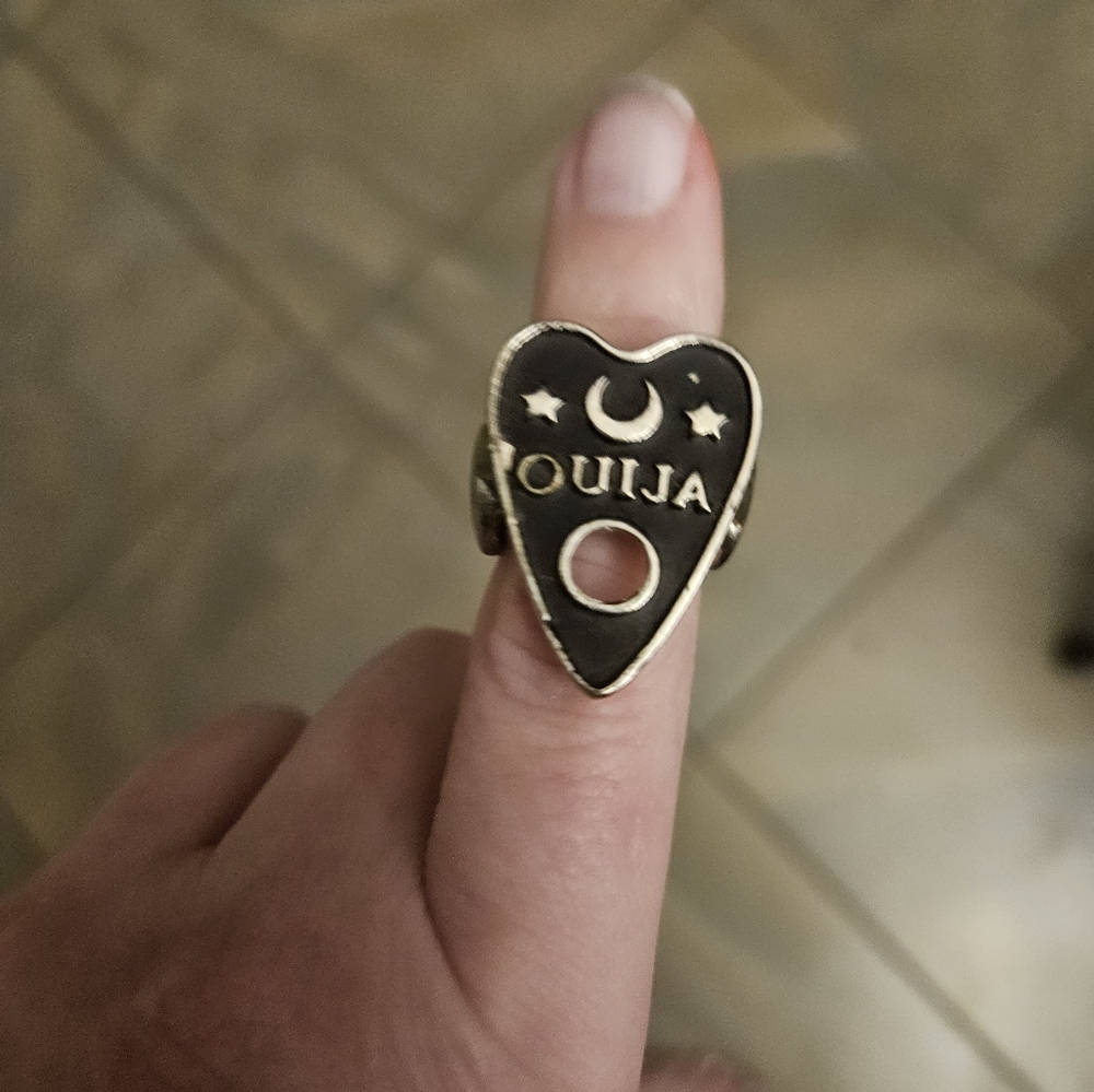 Restyle planchette ring